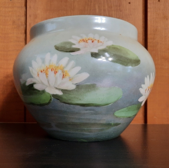 Vintage Limoges France T&V Tressemann & Vogt Handpainted Signed Planter - Picture 5 of 16